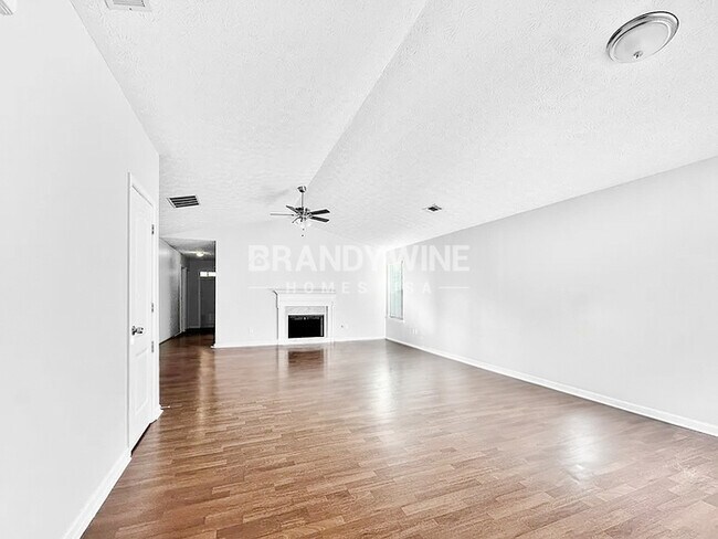 Foto del edificio - 4585 Post Ridge Ln