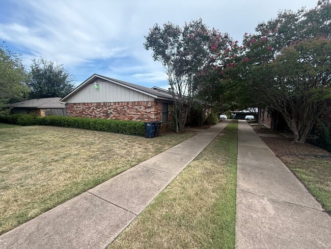 Sunset Heights, Near I-30 and Hulen Street... - Sunset Heights, Near I-30 and Hulen Street... Apartment