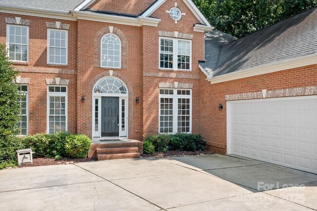 Building Photo - 20428 Marblehead Ct