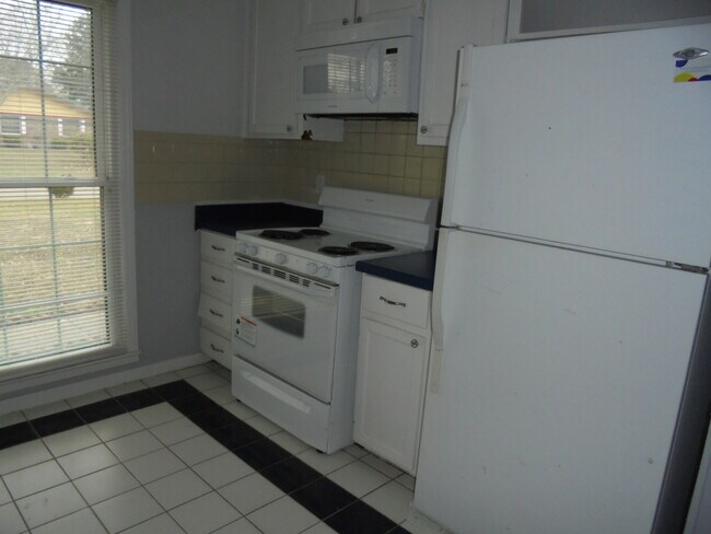 Foto del edificio - 402 Melbourne Dr