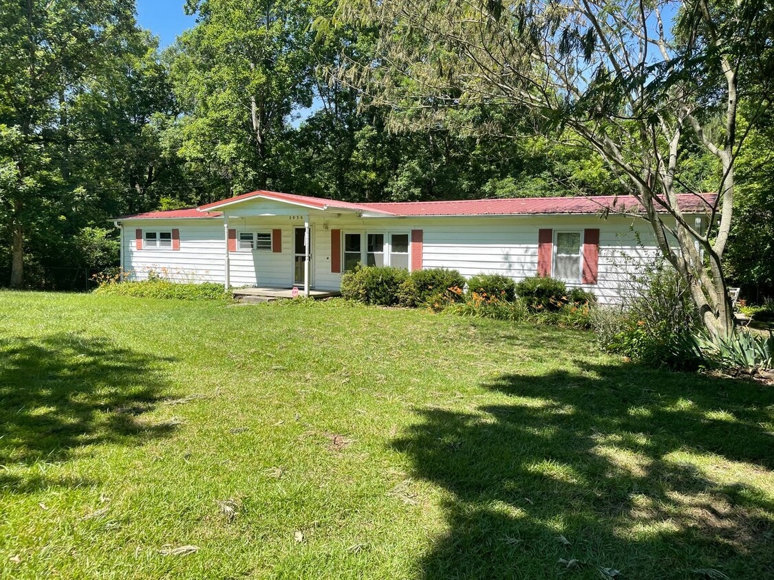 Building Photo - Adorable 3 Bedroom in Whitsett