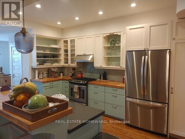 Building Photo - 128 Galley Ave