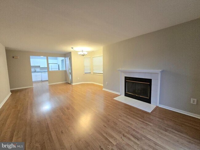 Foto del edificio - 3003 Danbury Ct