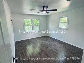 Building Photo - 317 Devonwood Ct
