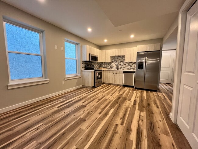 Kitchen/Living 2 - 4231 Aspen St