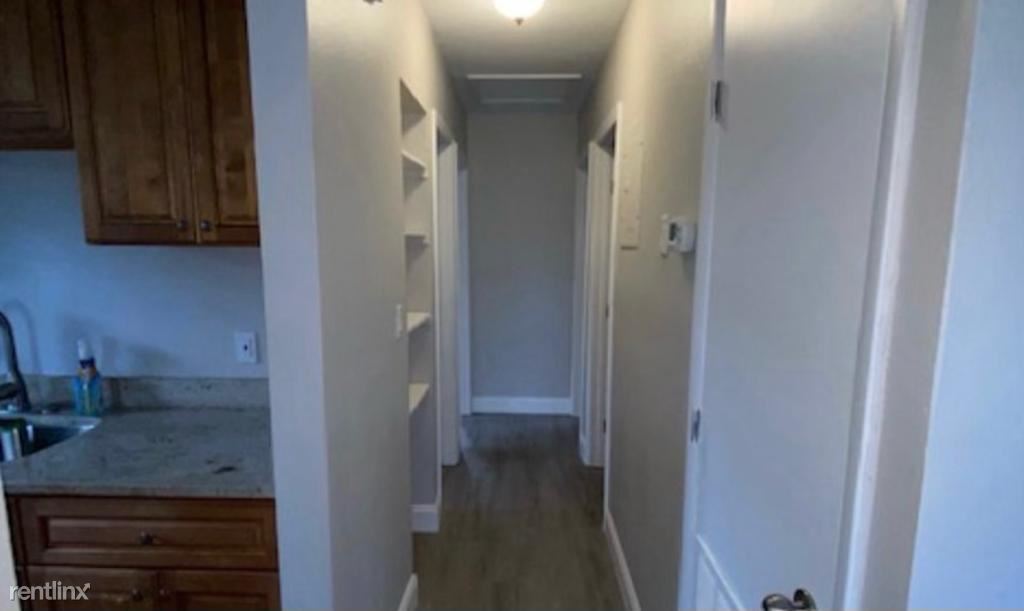 Foto del edificio - 2 br, 1 bath House - 4442 Bessie Circle West