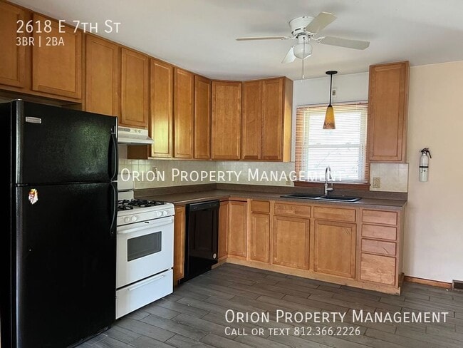 Foto del edificio - 2618 E 7th St