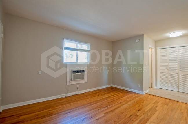 Building Photo - 767 Greenwood Ave NE