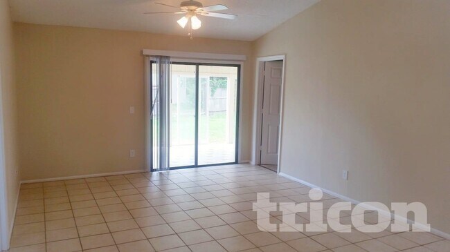 Building Photo - 1060 Bannock Terrace