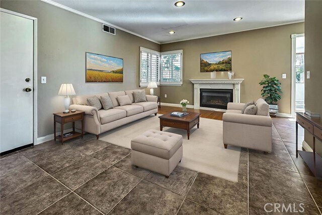 Foto del edificio - 16208 Peppertree Ln