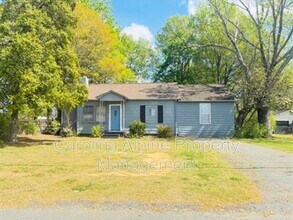 Building Photo - 116 Bolding St