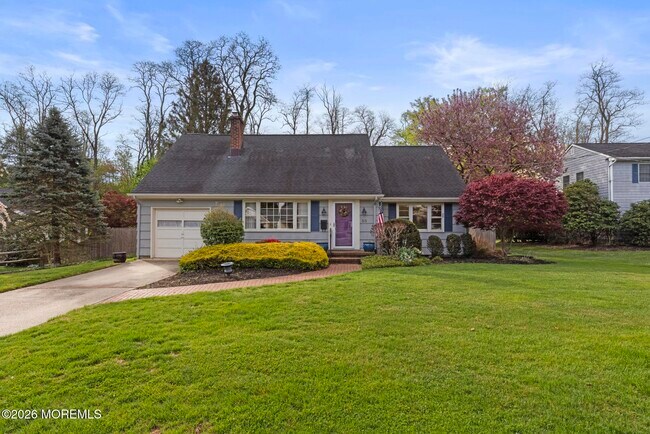 Foto del edificio - 53 McCarter Ave