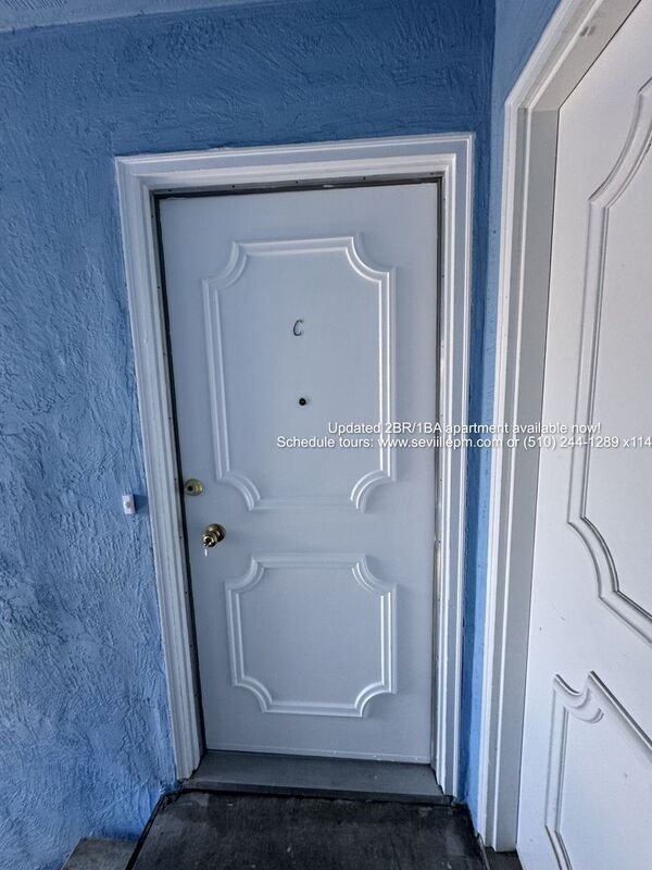 Photo - 2146 Alameda Ave