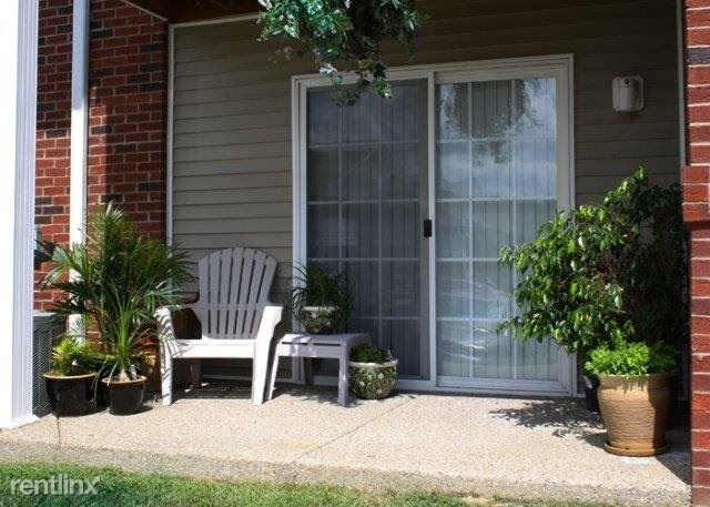 Foto del edificio - 1 br, 1 bath Apartment - 200 Goldfinch Court