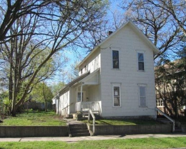 Primary Photo - 22 Quimby St NE