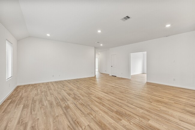 Building Photo - 10903 Tropical Queen Ln