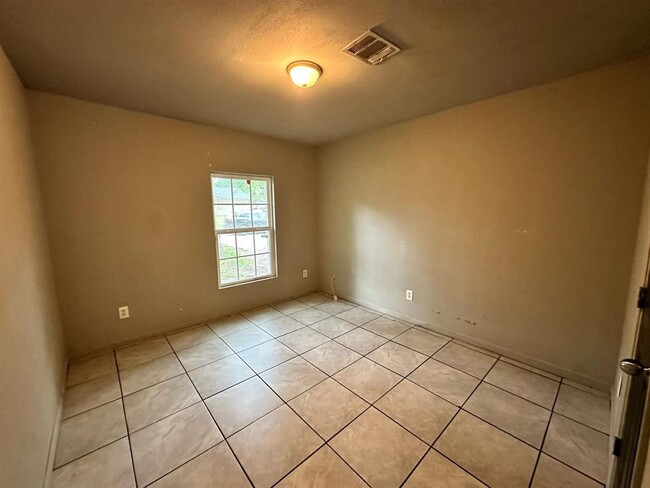 Foto del edificio - 23218 Banquo Dr