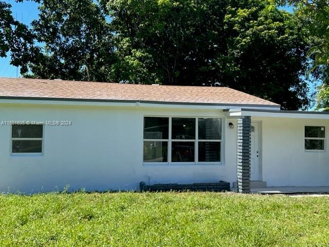 Foto principal - 122 Harvard Rd
