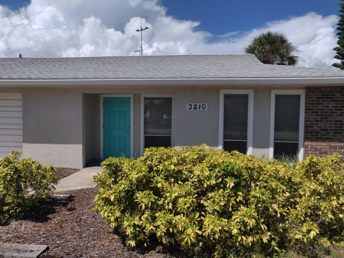 3210 S Atlantic Ave, New Smyrna Beach, FL 32169 House for Rent in New