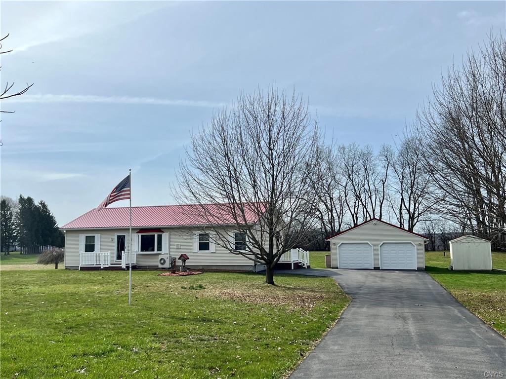 Front of home - 2010 W Genesee Tpke