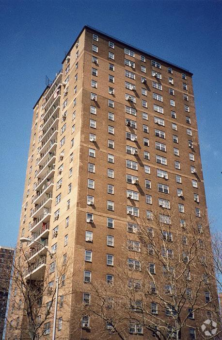 View from the east - Gouverneur Gardens IV