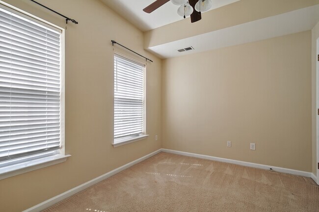 Foto del edificio - 231 Tidbury Crossing