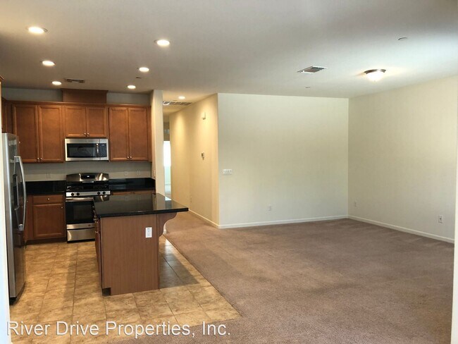 Building Photo - 4 br, 2 bath House - 559 Tolman Way