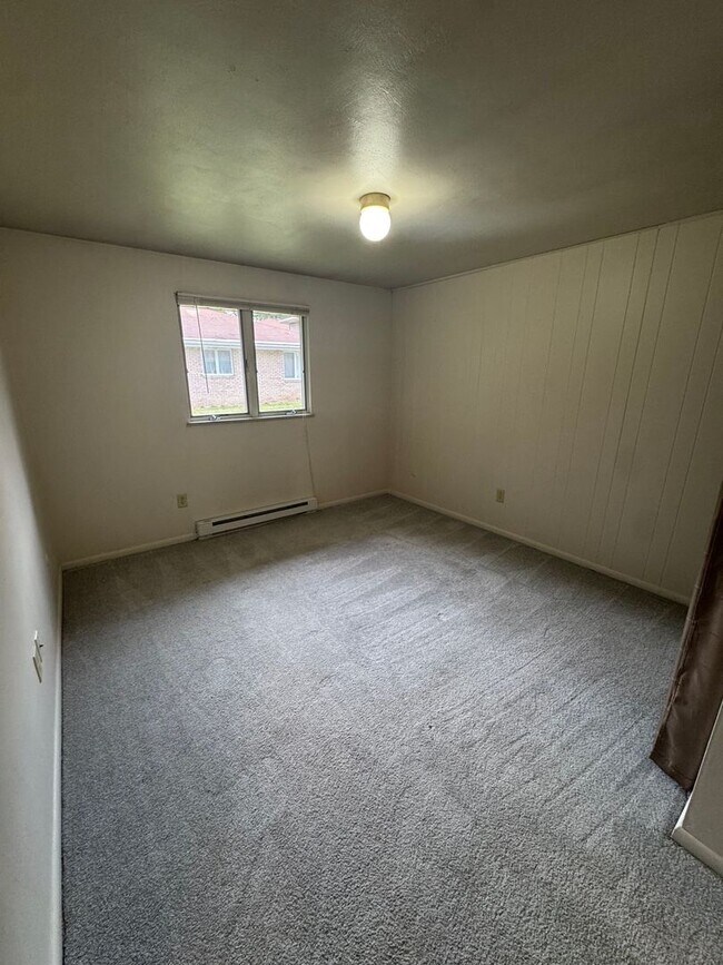 Building Photo - 1 Bedroom 1 Bath in Moon Township!