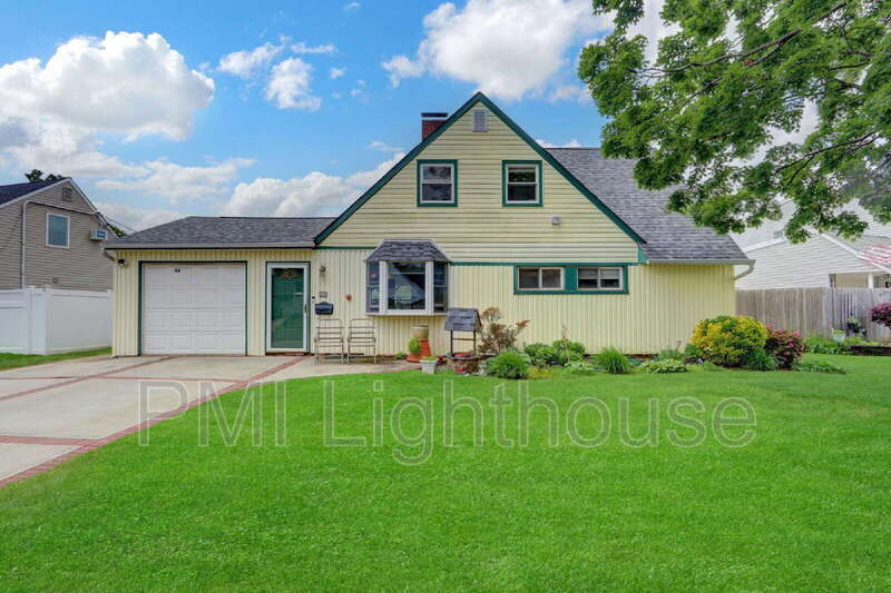Foto principal - 64 Blacksmith Rd