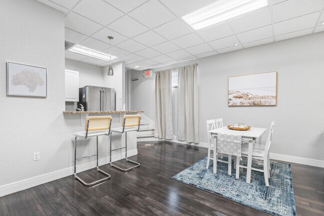 Building Photo - 75 N Orlando Ave