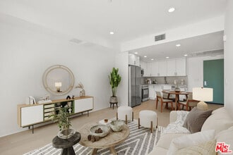 Building Photo - 3977 Beverly Blvd