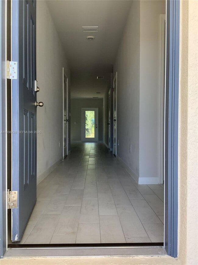 Building Photo - 3035 Harvard Cir