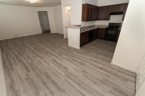 Building Photo - 3915 Calgary Cir