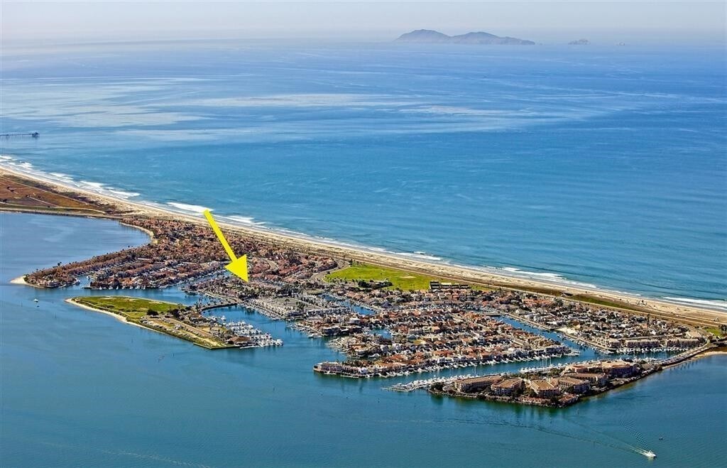 Foto principal - 3 Bedroom Condo on the Bay!