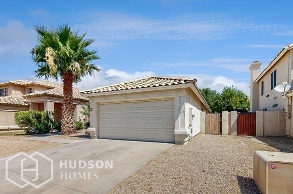 Building Photo - NOW AVAILABLE! - 7442 W Louise Dr, Glendal...