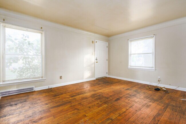 Foto del edificio - 18434 Kelly Rd