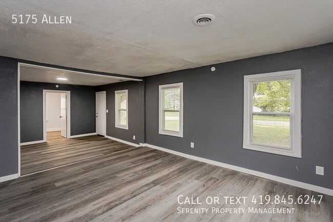 Building Photo - 5175 Allen-