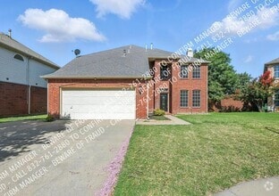 Building Photo - 9141 Saratoga Rd
