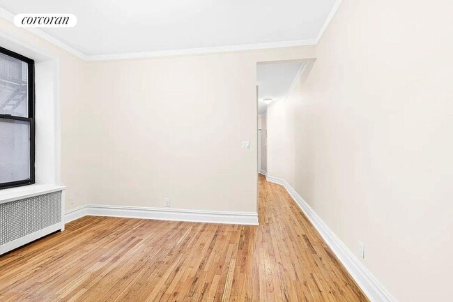 Foto del edificio - 63 W 107th St