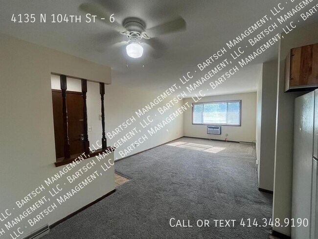 Foto del edificio - 4135 N 104th St