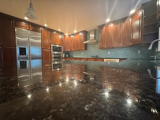 Foto del edificio - 44 Rockridge Rd