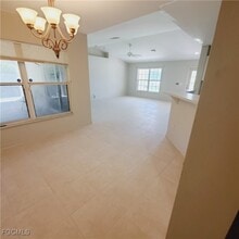 Building Photo - 355 Pomona St