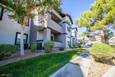 Building Photo - 45 Maleena Mesa St