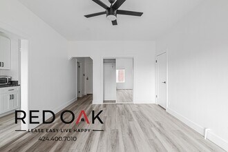 Building Photo - 687 Shatto Pl