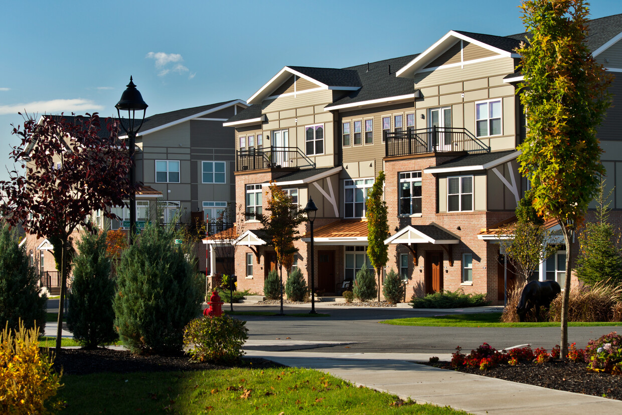 Primary Photo - The Lofts at Saratoga Blvd