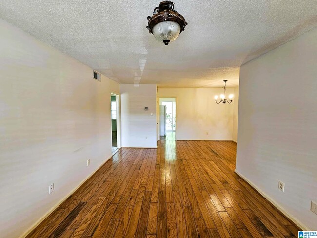 Building Photo - 3413 Sandner Ct