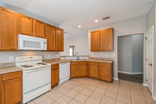 Foto del edificio - 1440 Bitterberry Dr