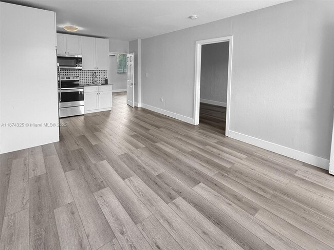 Building Photo - 6647 SW 59th Pl