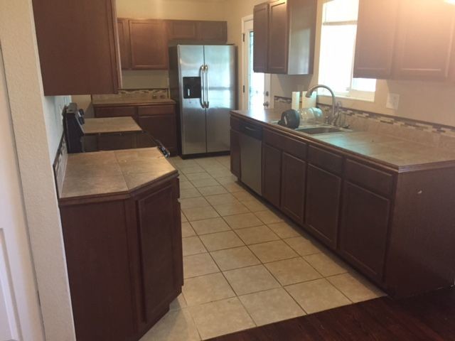 Foto del edificio - 1614 Tesla Drive