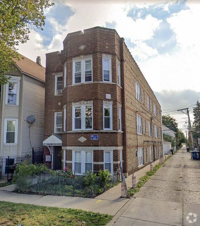 Building Photo - 2815 N Harding Ave